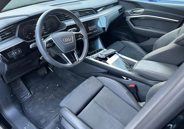 Audi e-tron cena 121500 przebieg: 21200, rok produkcji 2022 z Nakło nad Notecią małe 67